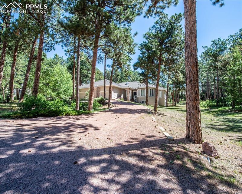 1055 Golden Pine Ln, Monument, CO 80132