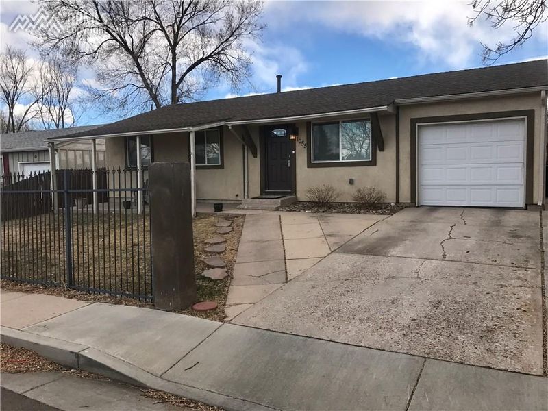 1055 Mount Werner Cir, Colorado Springs, CO 80905