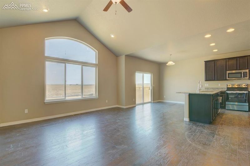 10550 Silver Stirrup Dr, Colorado Springs, CO 80925