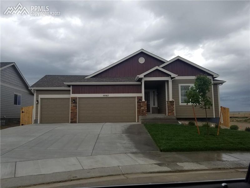 10562 Silver Stirrup Dr, Colorado Springs, CO 80925