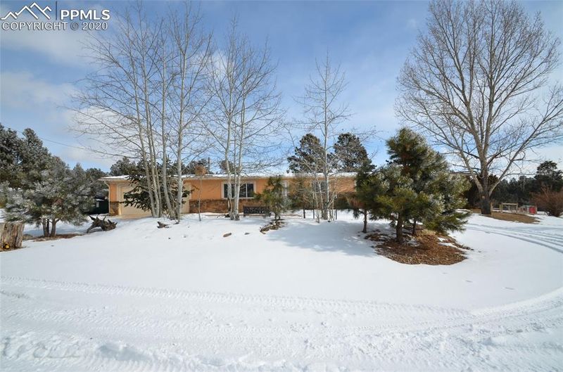 10565 Thomas Rd, Colorado Springs, CO 80908