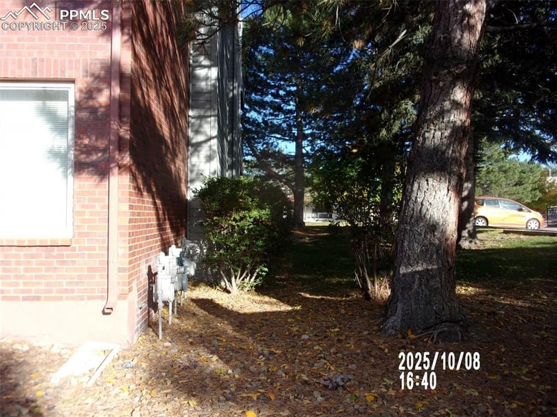 1057 Acapulco Ct, Colorado Springs, CO 80910