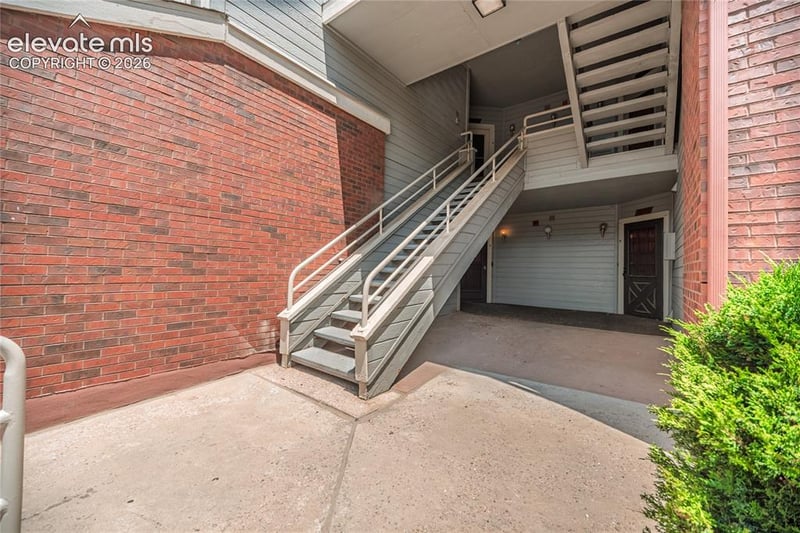 1057 Acapulco Ct, Colorado Springs, CO 80910
