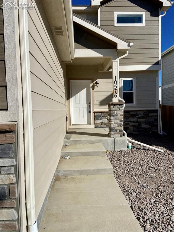 10576 Horton Dr, Colorado Springs, CO 80925