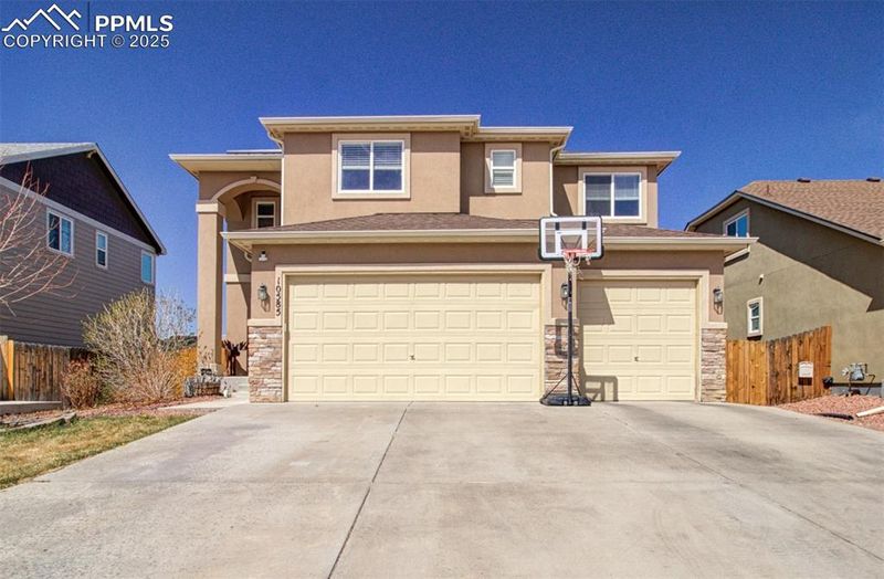 10585 Abrams Dr, Colorado Springs, CO 80925