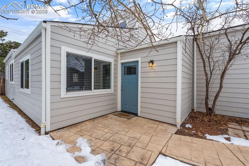 1060 Sundance St, Woodland Park, CO 80863