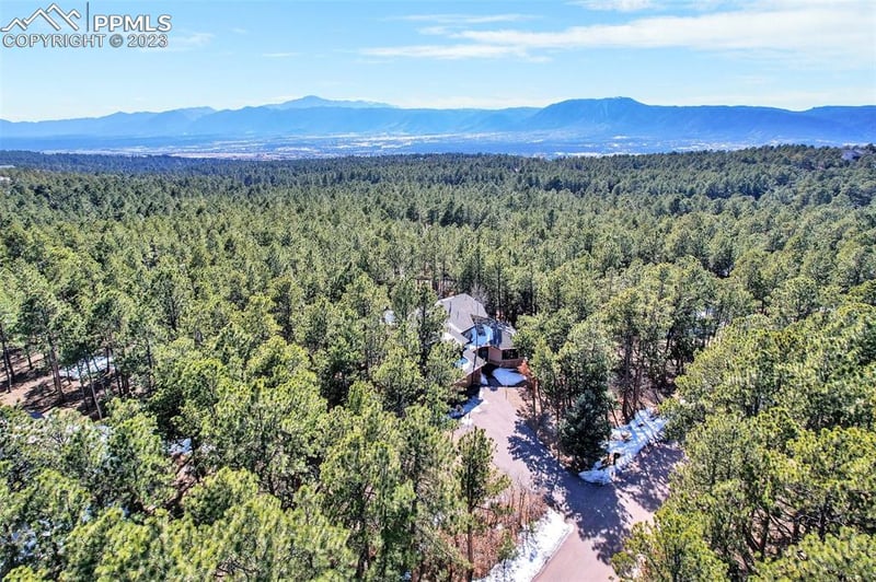 1062 Golden Pine Ln, Monument, CO 80132