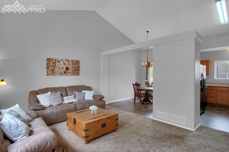 1063 Clogger Ln, Fountain, CO 80817