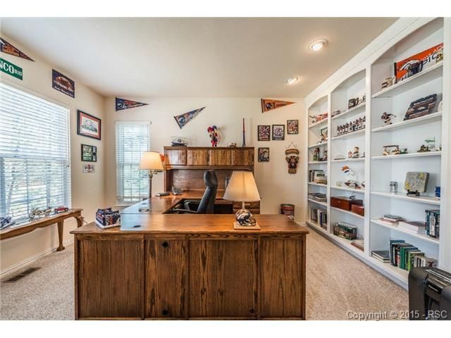 1063 Cochetopa Dr, Larkspur, CO 80118
