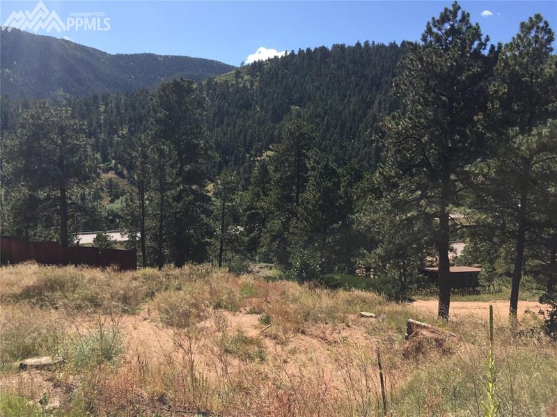 10650 W Highway 24 Hw, Green Mountain Falls, CO 80819
