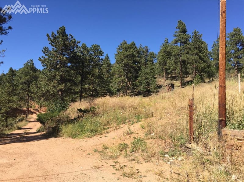 10650 W Highway 24 Hw, Green Mountain Falls, CO 80819