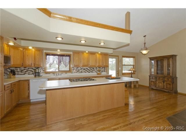 10655 Walker Rd, Colorado Springs, CO 80908