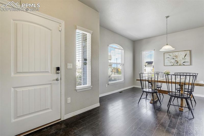 10657 Outfit Dr, Colorado Springs, CO 80925