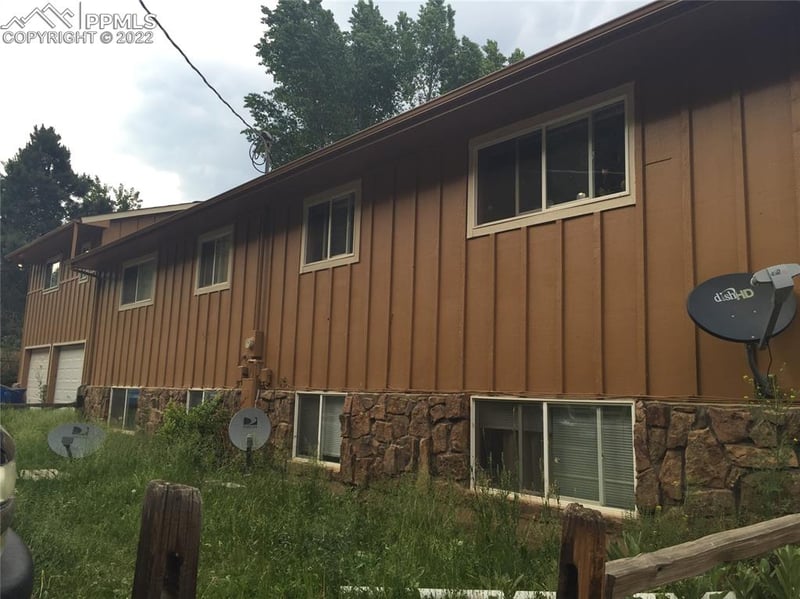 10660 El Paso Trl, Green Mountain Falls, CO 80819