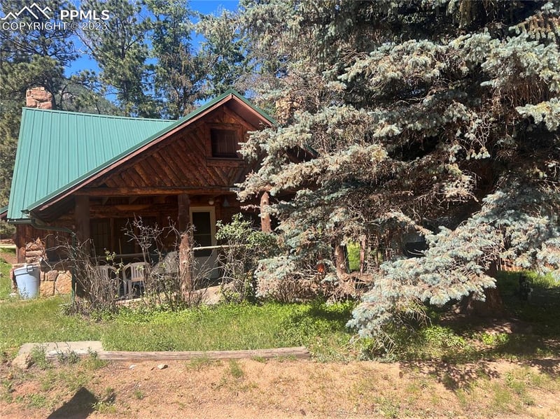 10660 Hondo Ave, Green Mountain Falls, CO 80819