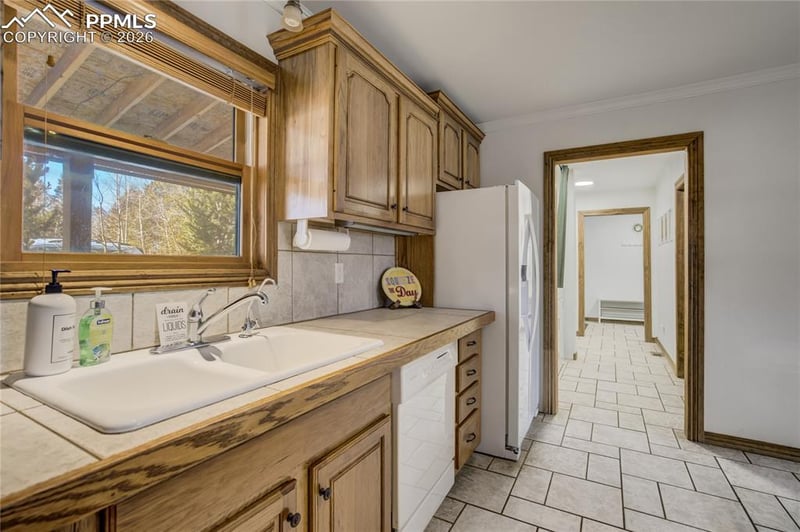 10665 Highway 67 , Cripple Creek, CO 80813