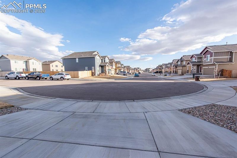 10668 Ridgepole Dr, Colorado Springs, CO 80925