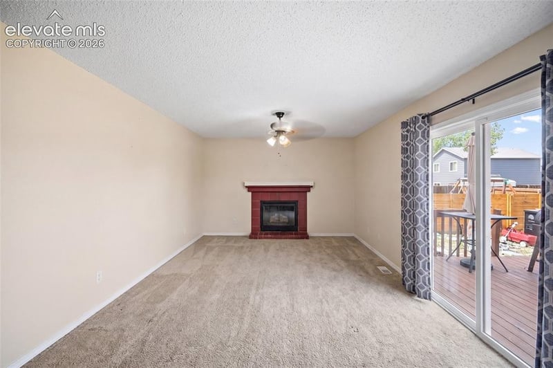 1067 Clogger Ln, Fountain, CO 80817