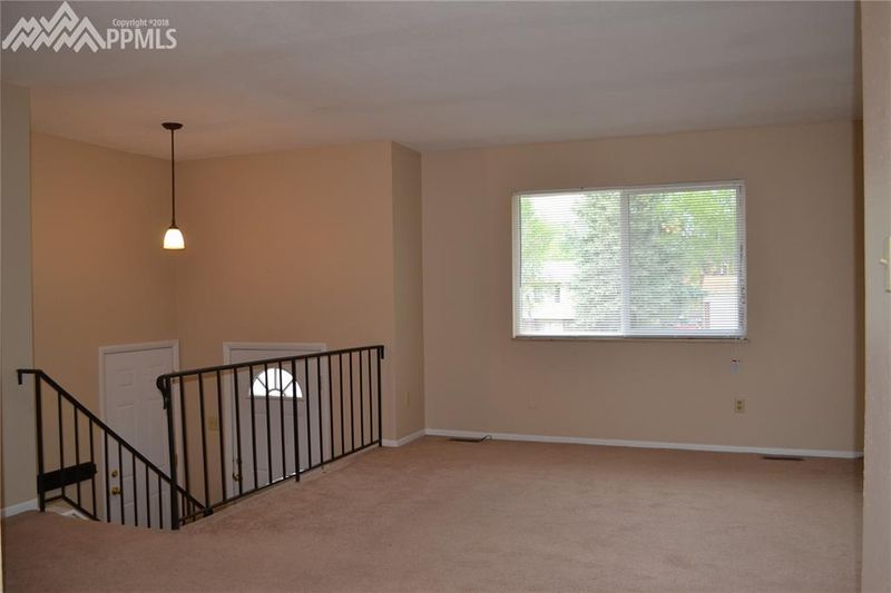 1069 Peterson Rd, Colorado Springs, CO 80915
