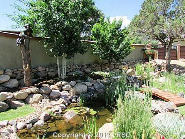107 Bevers Pl, Manitou Springs, CO 80829