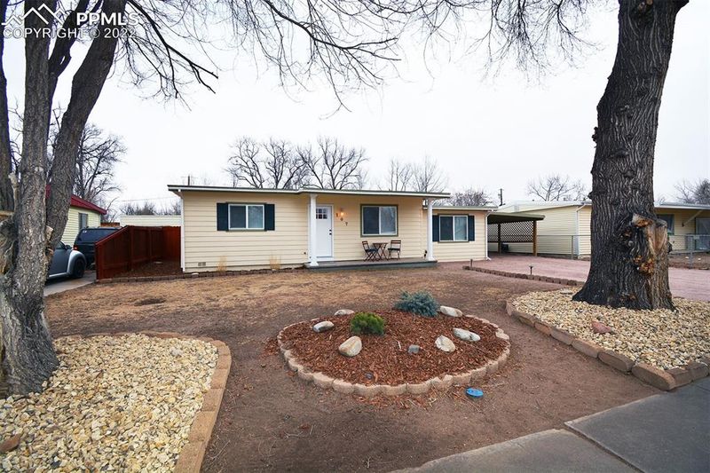 107 Easy St, Colorado Springs, CO 80911