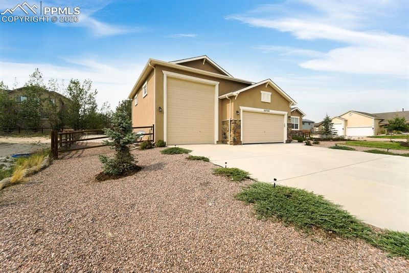 10730 Greenbelt Dr, Peyton, CO 80831