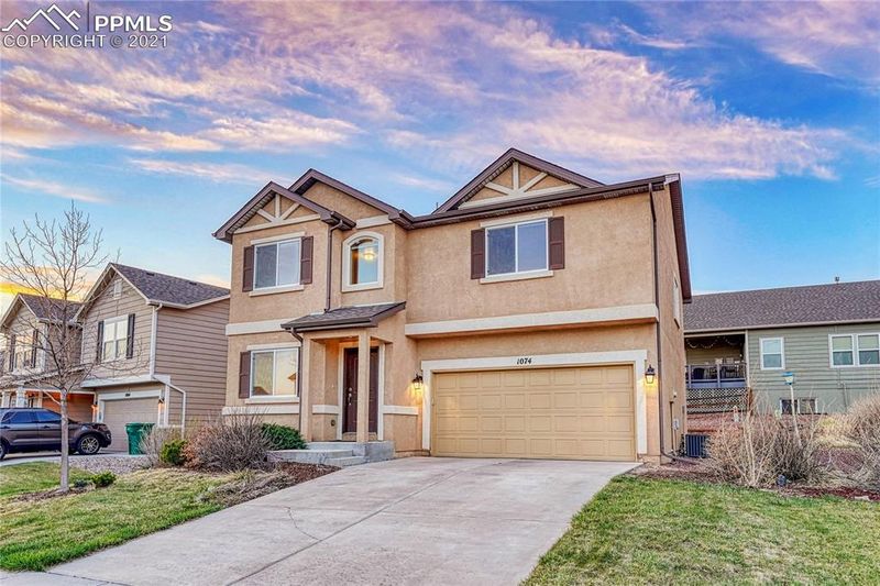1074 Diamond Rim Dr, Colorado Springs, CO 80921