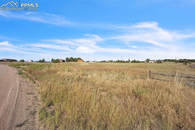10760 Sandlilly Ln, Peyton, CO 80831