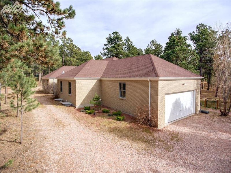 10765 Thomas Rd, Colorado Springs, CO 80908