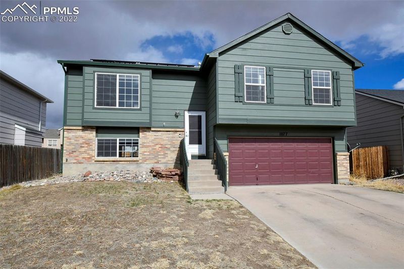 1077 Swayback Dr, Fountain, CO 80817