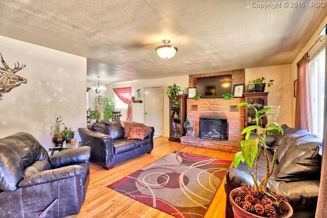 10778 Ute Pass Ave, Green Mountain Falls, CO 80819