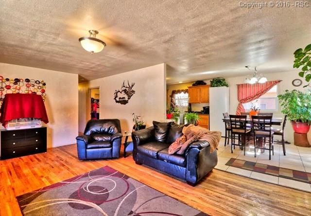 10778 Ute Pass Ave, Green Mountain Falls, CO 80819