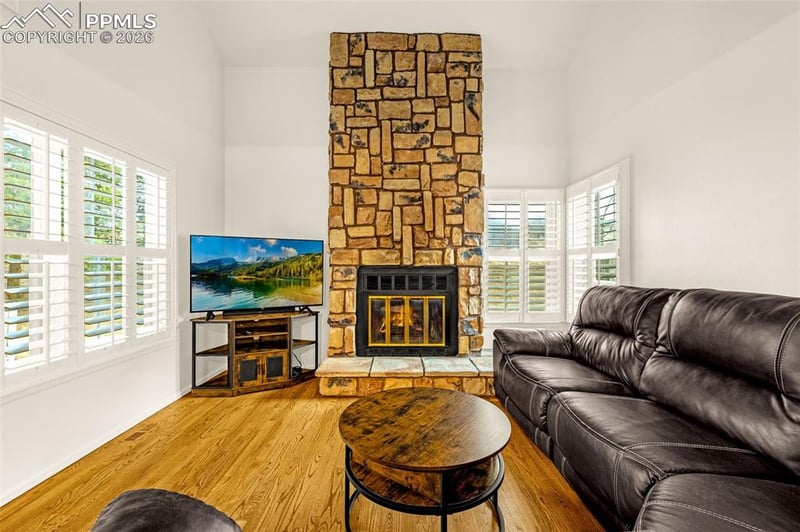 108 Cobblestone Dr, Colorado Springs, CO 80906