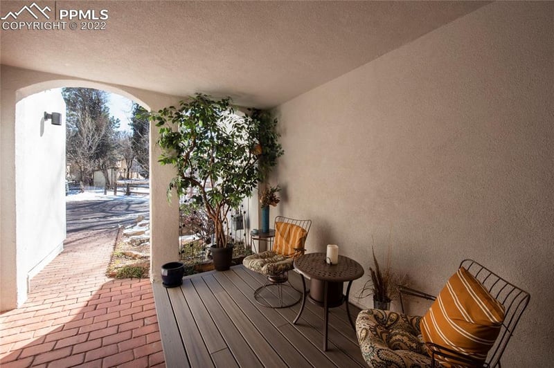 108 Creekside Ln, Colorado Springs, CO 80906