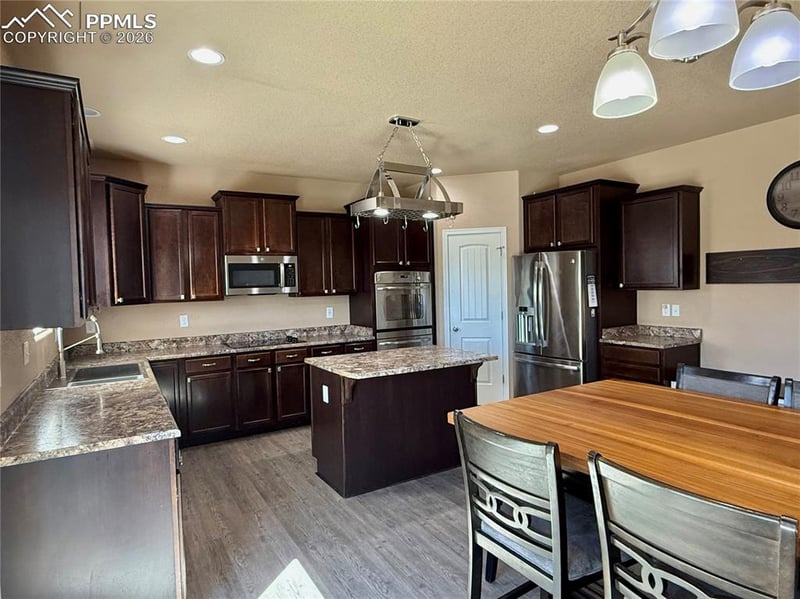 10836 Mcgahan Dr, Fountain, CO 80817