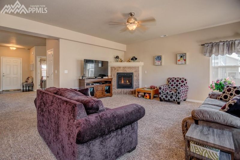 10848 Mcgahan Dr, Fountain, CO 80817