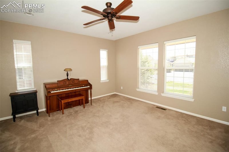 10853 White Sands Ct, Peyton, CO 80831