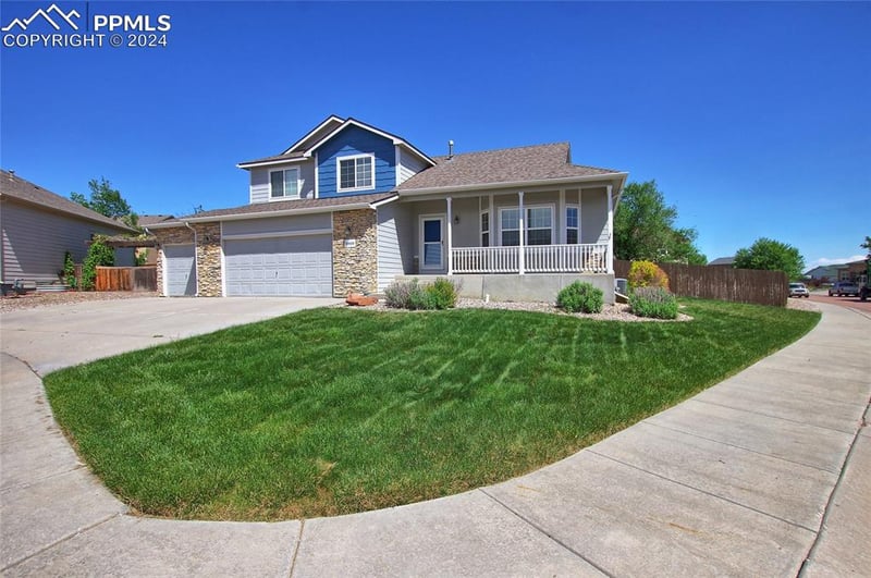10869 Darneal Dr, Colorado Springs, CO 80817