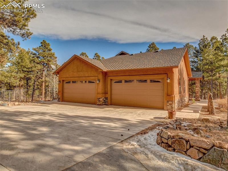 10870 Elizabeth Way, Colorado Springs, CO 80908