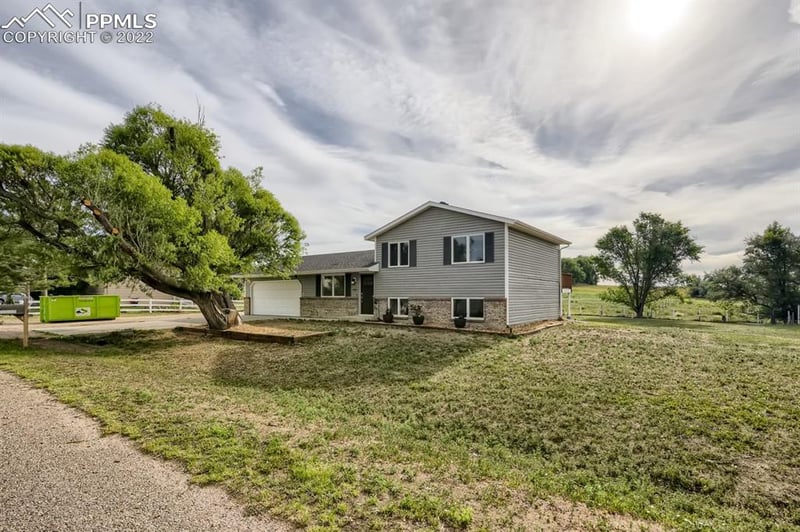 10885 Sunrise Rd, Fountain, CO 80817