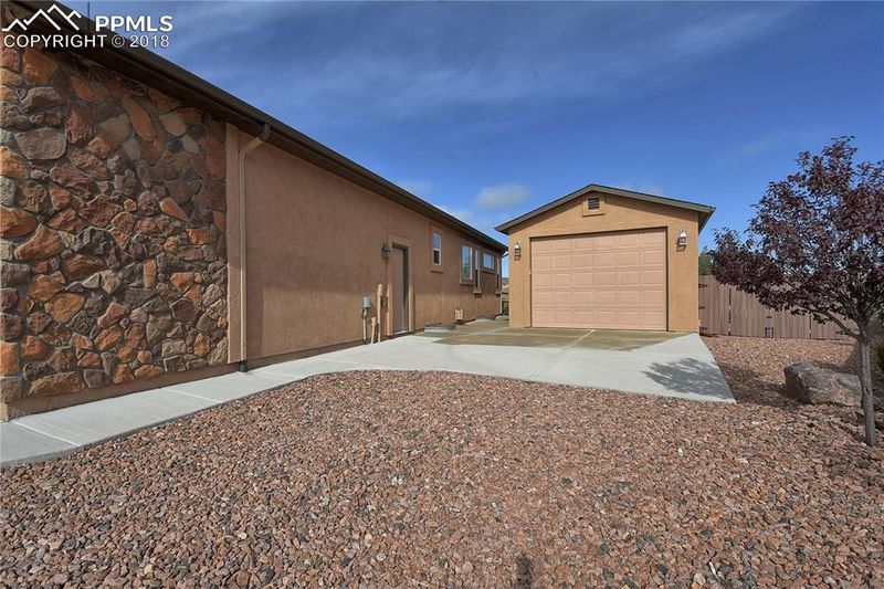 10892 White Sands Ct, Peyton, CO 80831
