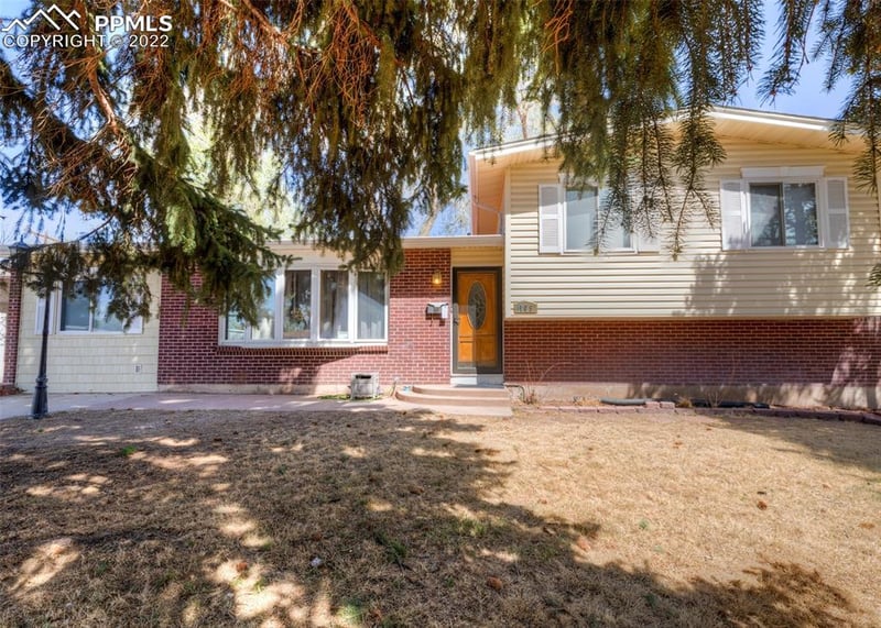109 Grinnell St, Colorado Springs, CO 80911