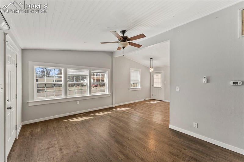 109 Hayes Dr, Colorado Springs, CO 80911