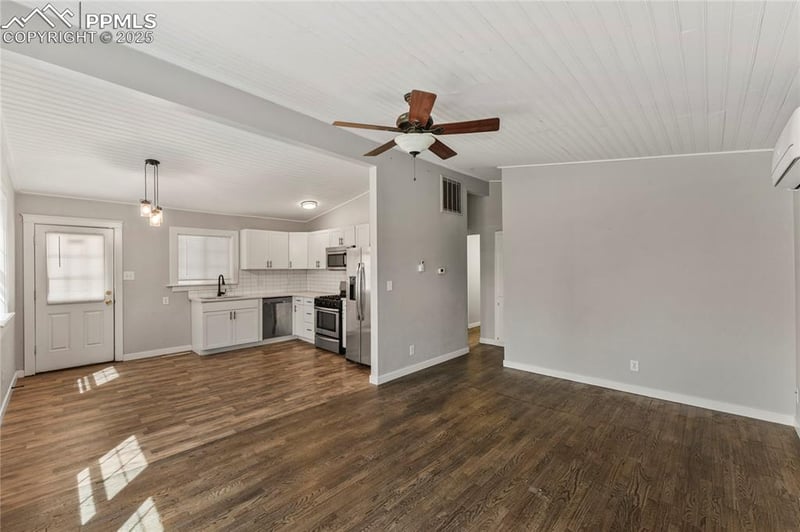 109 Hayes Dr, Colorado Springs, CO 80911