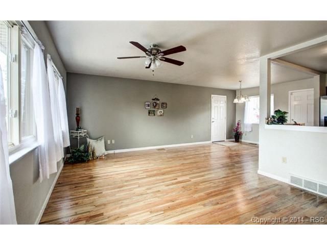 109 Judson Dr, Colorado Springs, CO 80911
