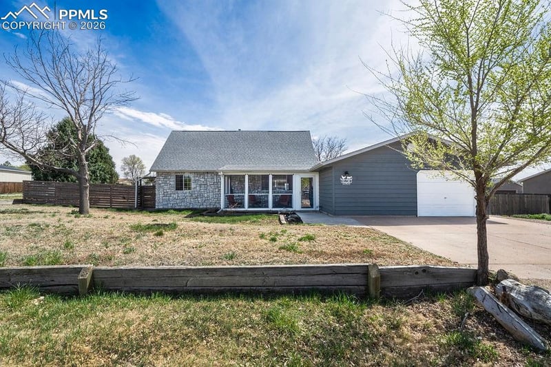 10905 Falling Star Rd, Fountain, CO 80817