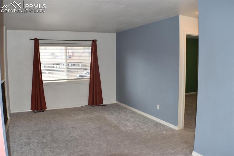 1095 Peterson Rd, Colorado Springs, CO 80915