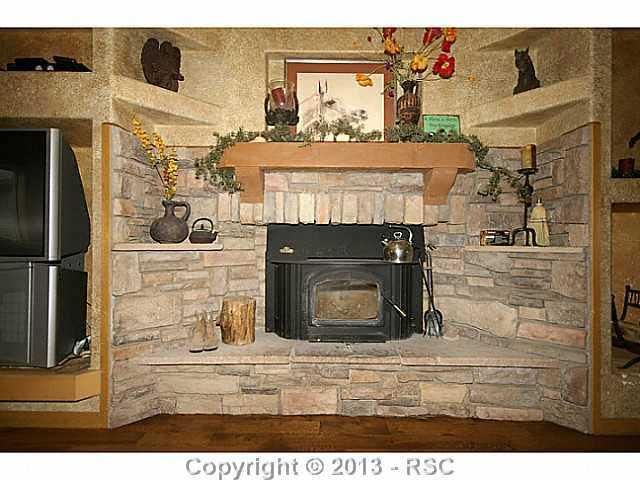 10997 Spruce Mountain Rd, Larkspur, CO 80118