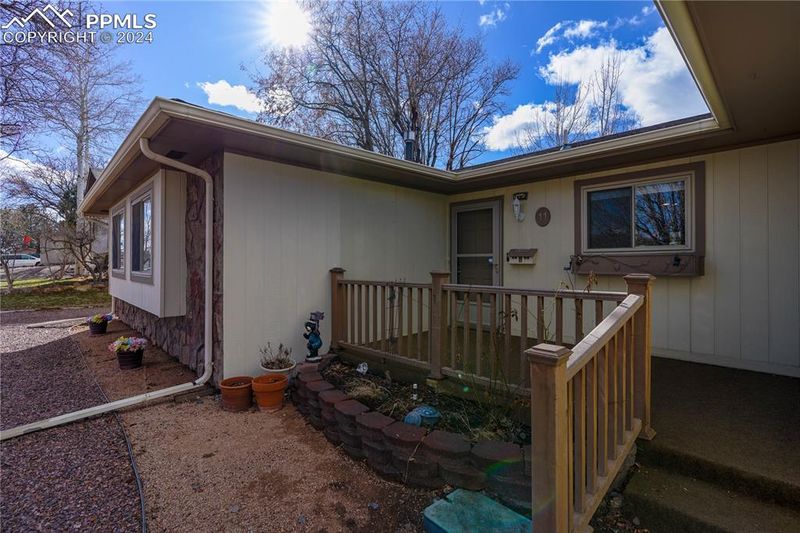 11 Cornell Cir, Pueblo, CO 81005