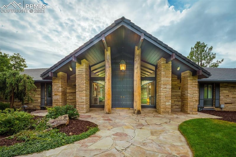 11 Pine Rd, Colorado Springs, CO 80906